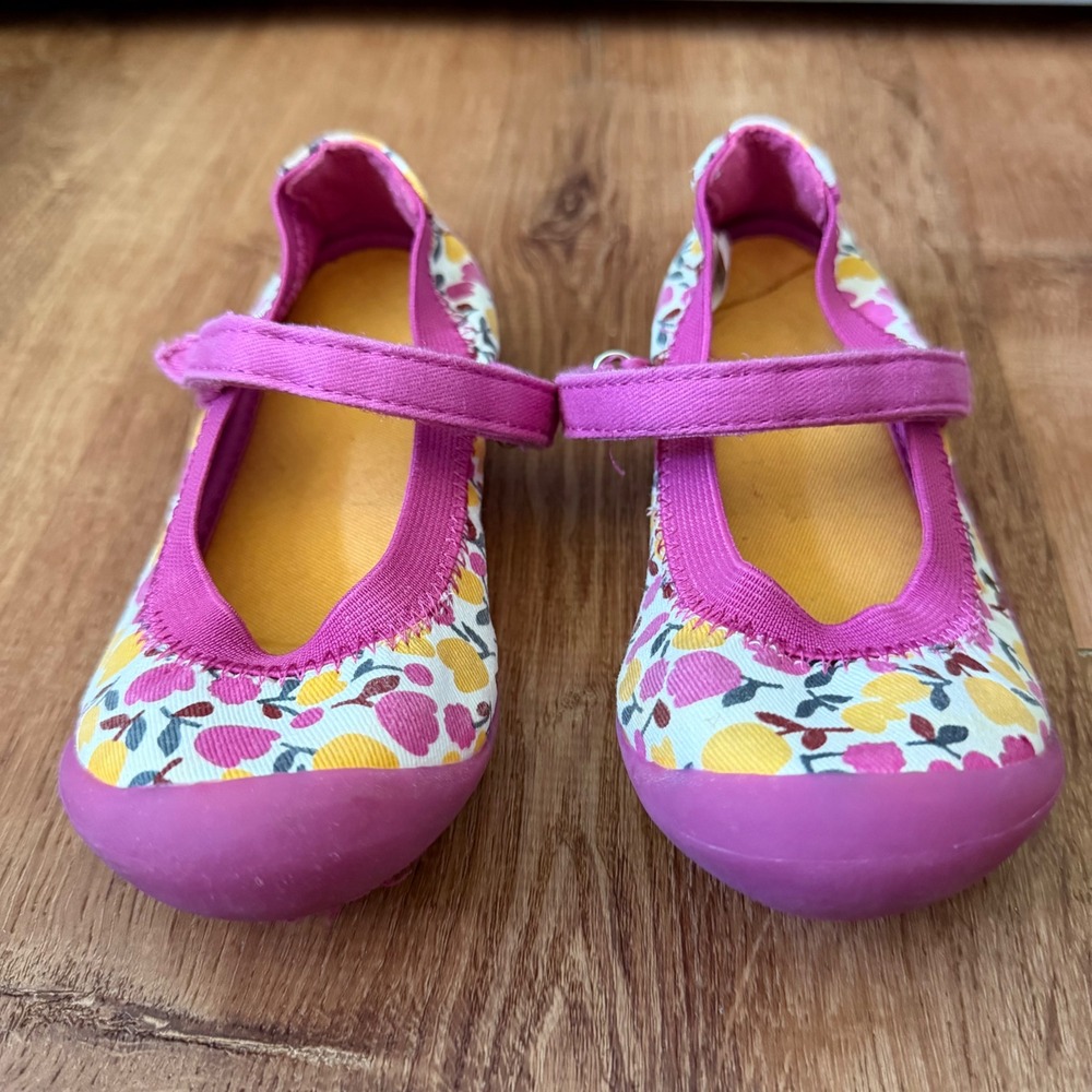 Hanna Andersson Mary Jane Shoes Kids Size 11 Pink Floral Fruit Maya 2 Flats